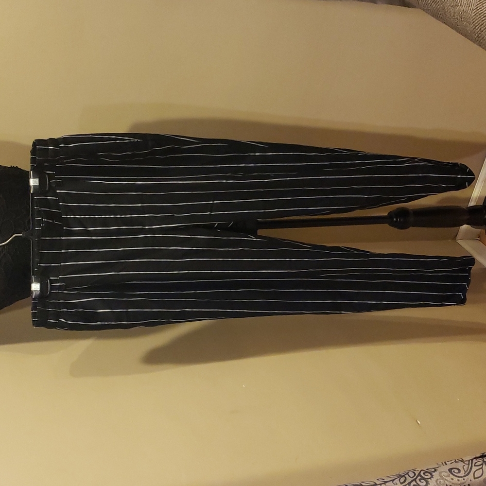 Forever 21 striped cuffed casual pants